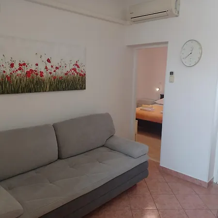 Apartment Mg Ravlic Makarska
