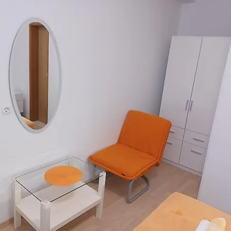 Apartment Mg Ravlic Makarska
