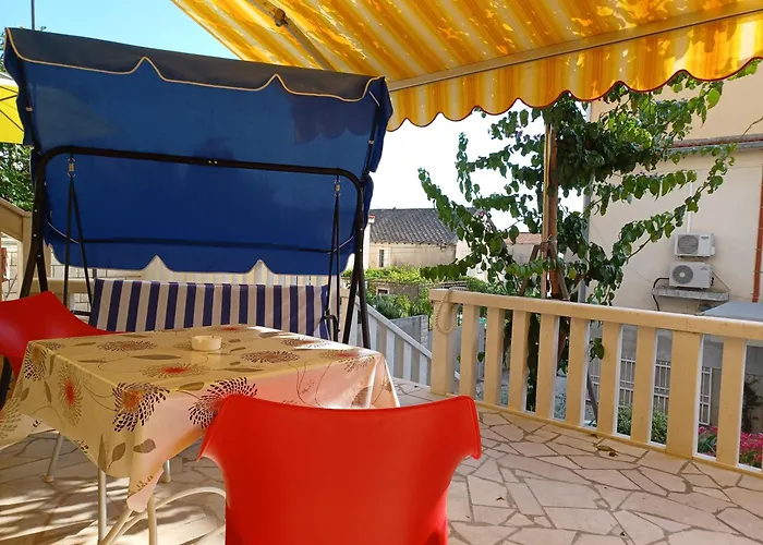 Mg Ravlic Макарска