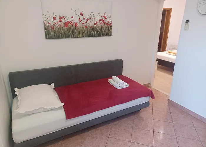 Mg Ravlic * Макарска